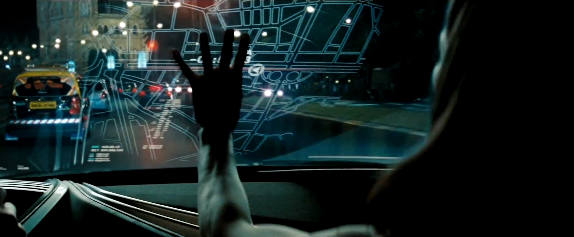 01-Navigation-mit-Touchscreen-in-der-Frontscheibe-Der-Supportnet-Adventskalenderwunsch-zum-7-Dezember-470.png?nocache=1323166479509